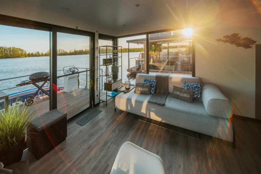 Photo #20 - FLOATING33 (Hausboot Red Pearl) en Zehdenick - 1858