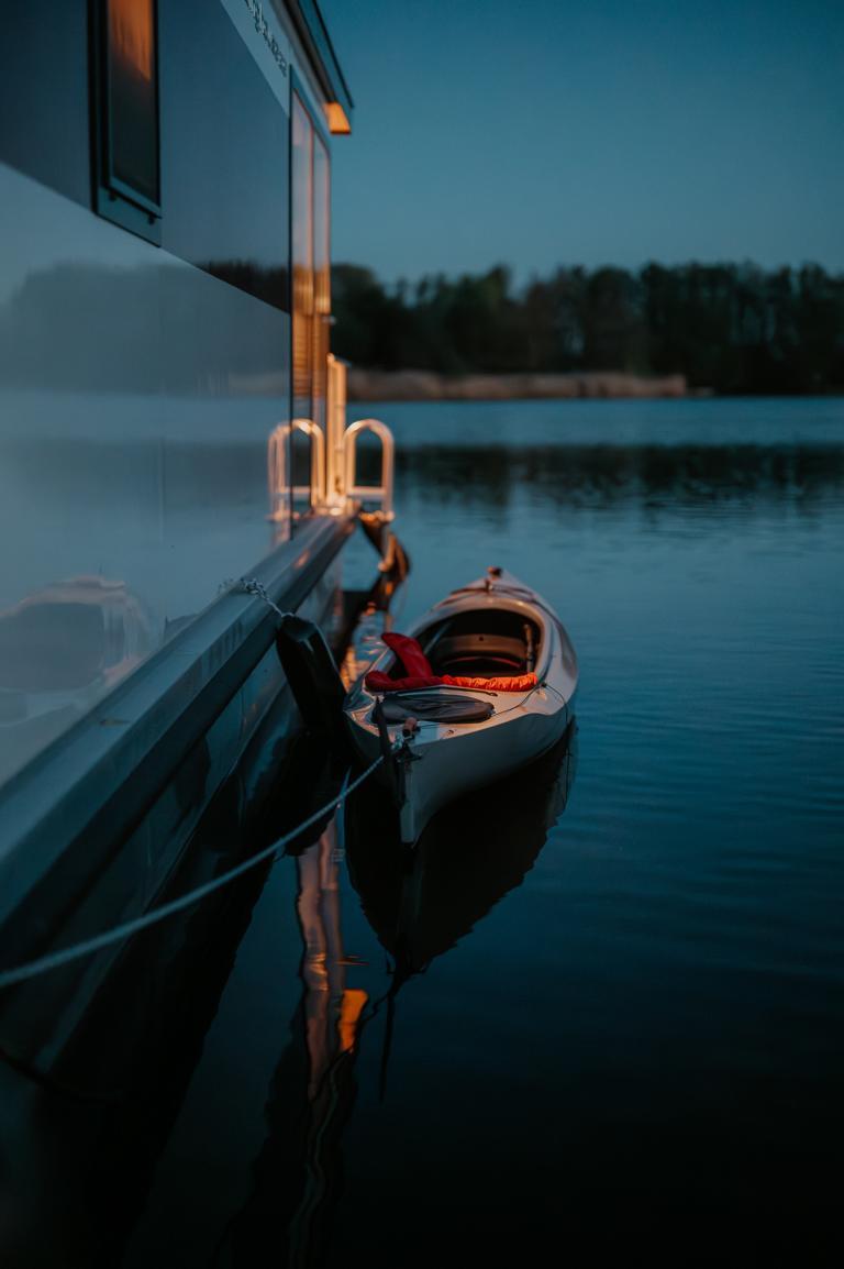 Photo #69 - FLOATING33 (Hausboot Red Pearl) en Zehdenick - 1858