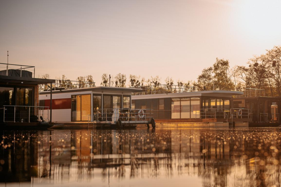 Photo #22 - FLOATING33 (Hausboot Red Pearl) en Zehdenick - 1858