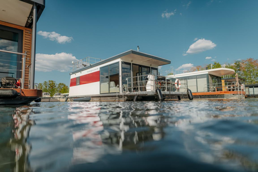 Photo #16 - FLOATING33 (Hausboot Red Pearl) en Zehdenick - 1858