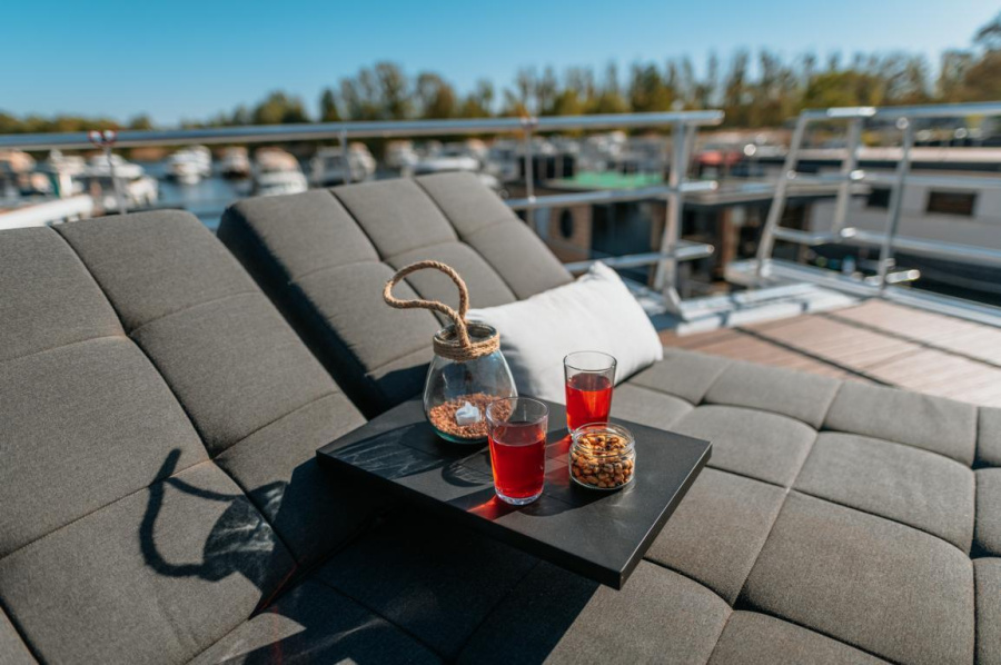 Photo #26 - FLOATING33 (Hausboot Red Pearl) en Zehdenick - 1858