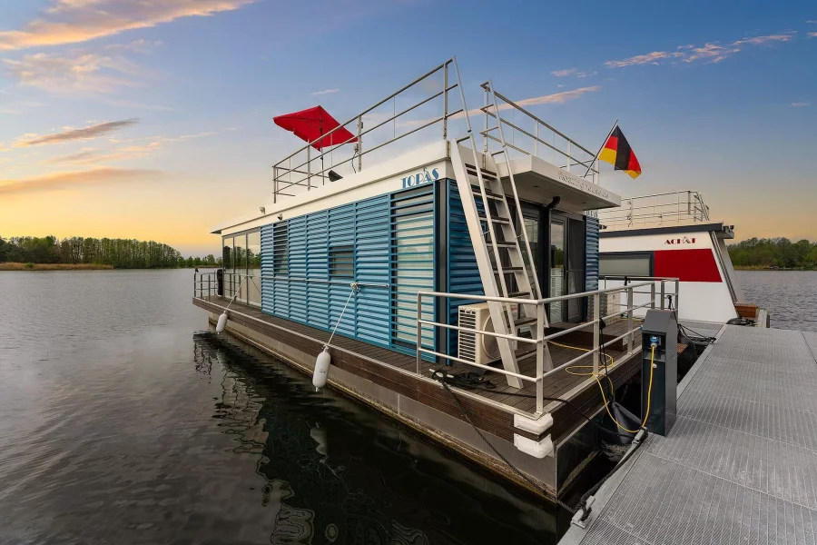 FLOATING44 (Hausboot Topas)  - 0