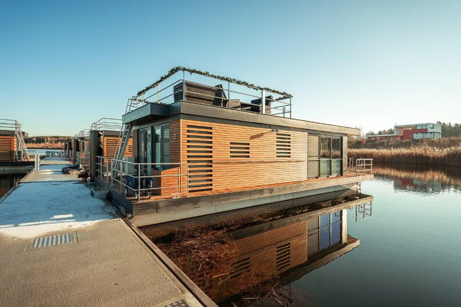 FLOATING44-2 (Hausboot Möwenschiss)  - 0