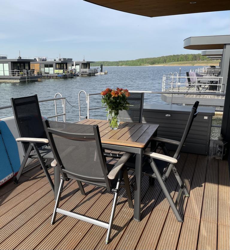 Photo #10 - FLOATING44-2 (Hausboot Heaven on Earth) in Boxberg - 1864