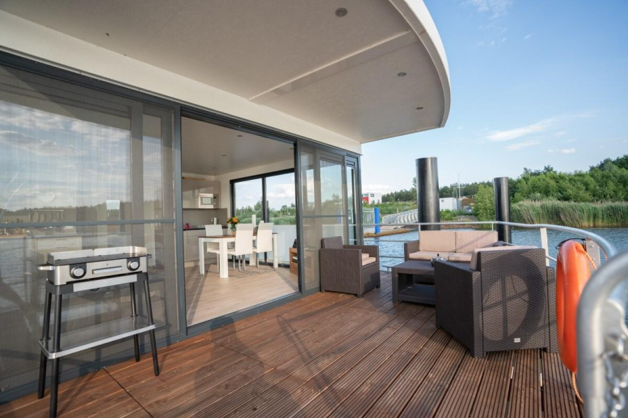 Photo #14 - FLOATING44 (Hausboot the Hideaway LP25) en Boxberg - 1875