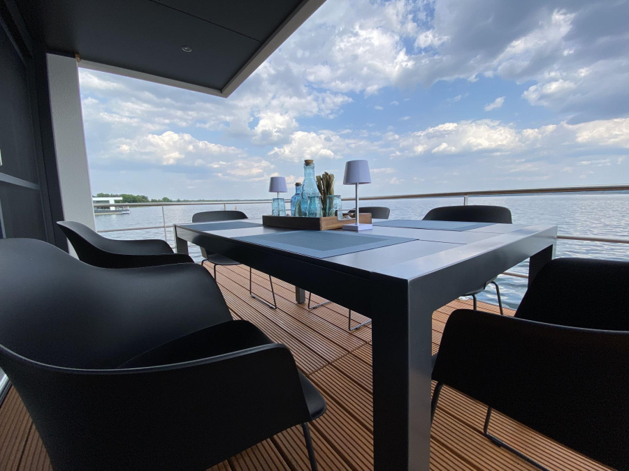 Photo #1 - FLOATING44-3 (Hausboot Neptun - LP3) in Marina Spreewald - 1882
