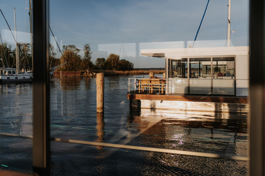 Photo #17 - FLOATING44 (Hausboot Trinity - LP5) in Peenemunde - 1890