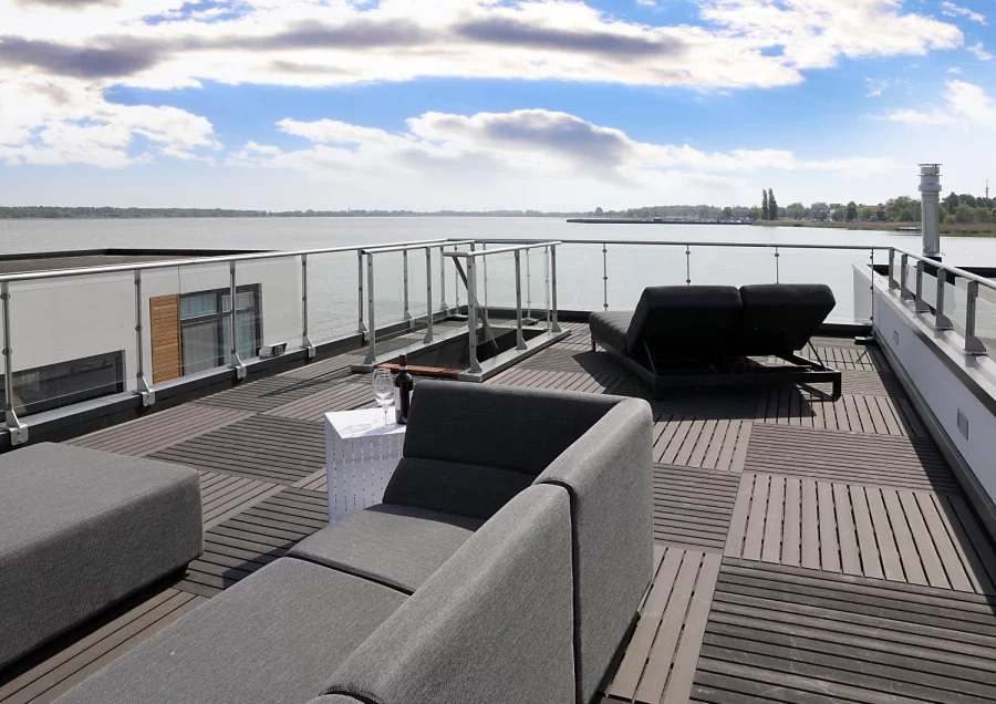 FLOATING85-2 (Hausboot Ankerplatz)  - 1