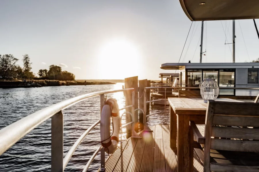 FLOATING44 (Hausboot freiZeit - LP4)  - 15