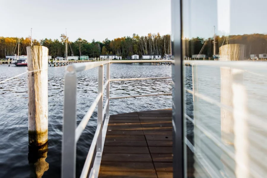 FLOATING44 (Hausboot freiZeit - LP4)  - 13