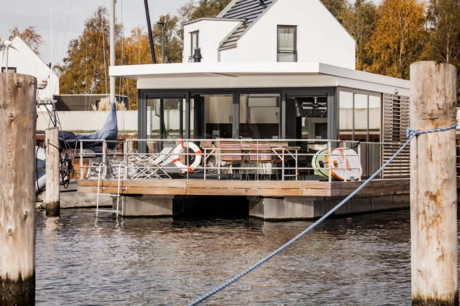 FLOATING44 (Hausboot Paradise - LP9)  - 24