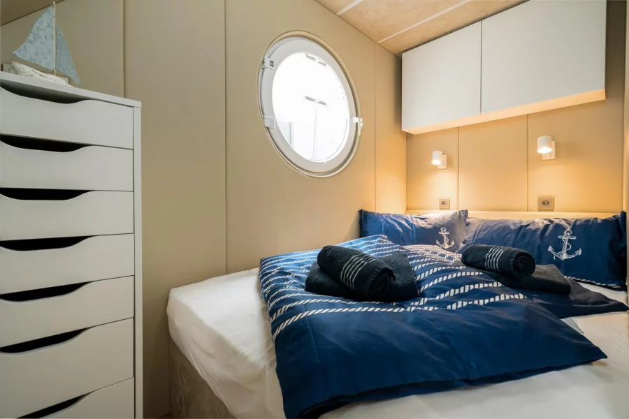 UAB Houseboat LTTrimaran Houseboat 4300 (Seensucht)  - 15