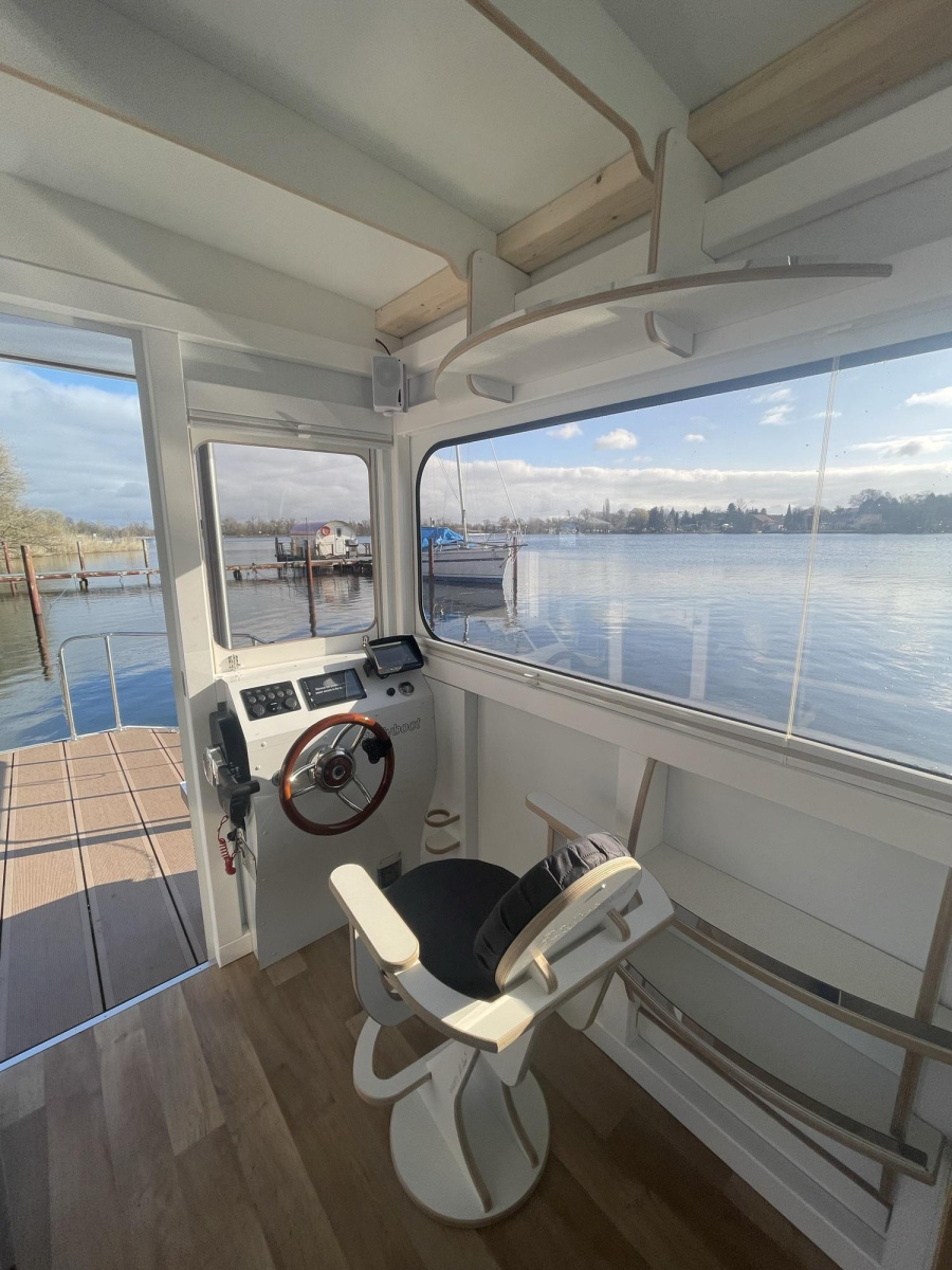 Photo #10 - RB2Rollyboot (Nala | Rollyboot2023 | Wohnyacht 8.2 - SUP-Board) en Demmin - 1953