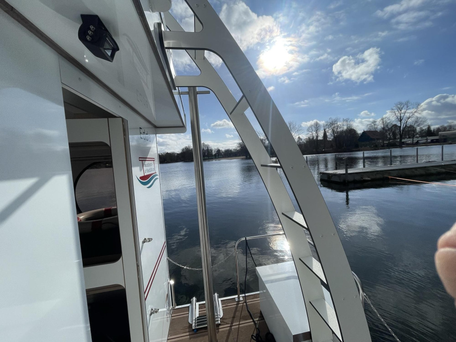 Photo #14 - RB2Rollyboot (Nala | Rollyboot2023 | Wohnyacht 8.2 - SUP-Board) en Demmin - 1953