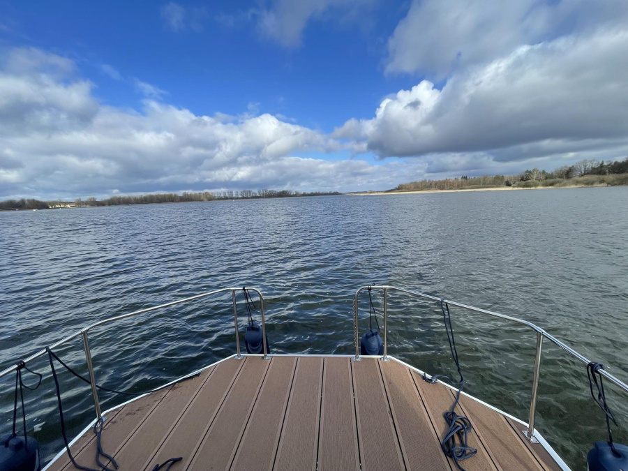 Photo #13 - RB2Rollyboot (Nala | Rollyboot2023 | Wohnyacht 8.2 - SUP-Board) en Demmin - 1953