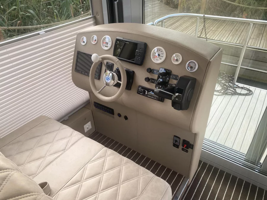 LuxbootLuxboot (Lillit 2)  - 9