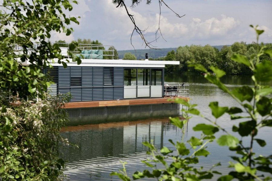 Photo #18 - FLOATING44 (Hausboot freiZeit - LP1) en Hoxter - 2001
