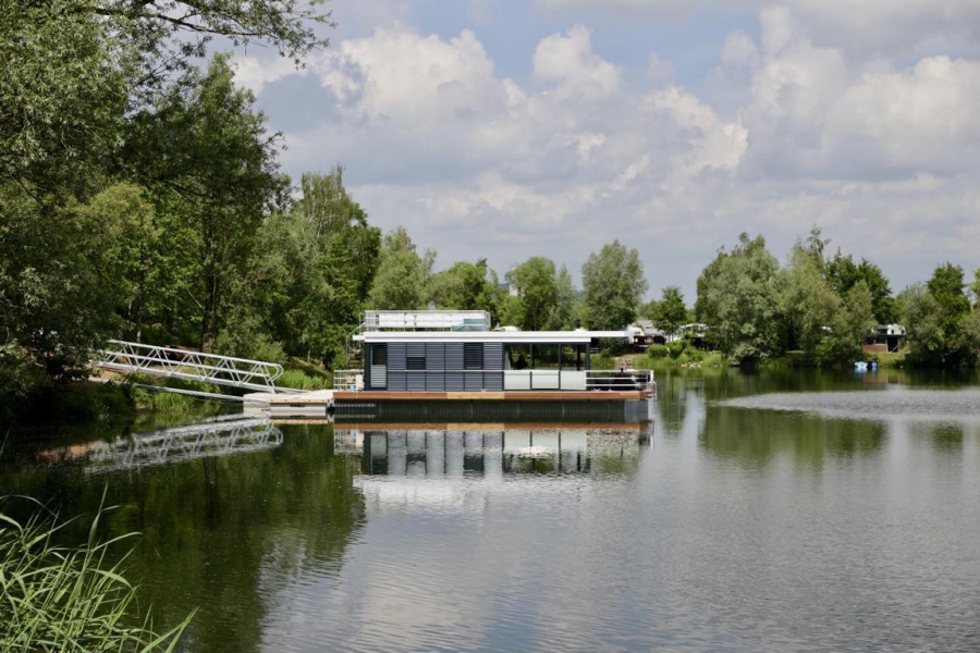 Photo #3 - FLOATING44 (Hausboot freiZeit - LP1) en Hoxter - 2001