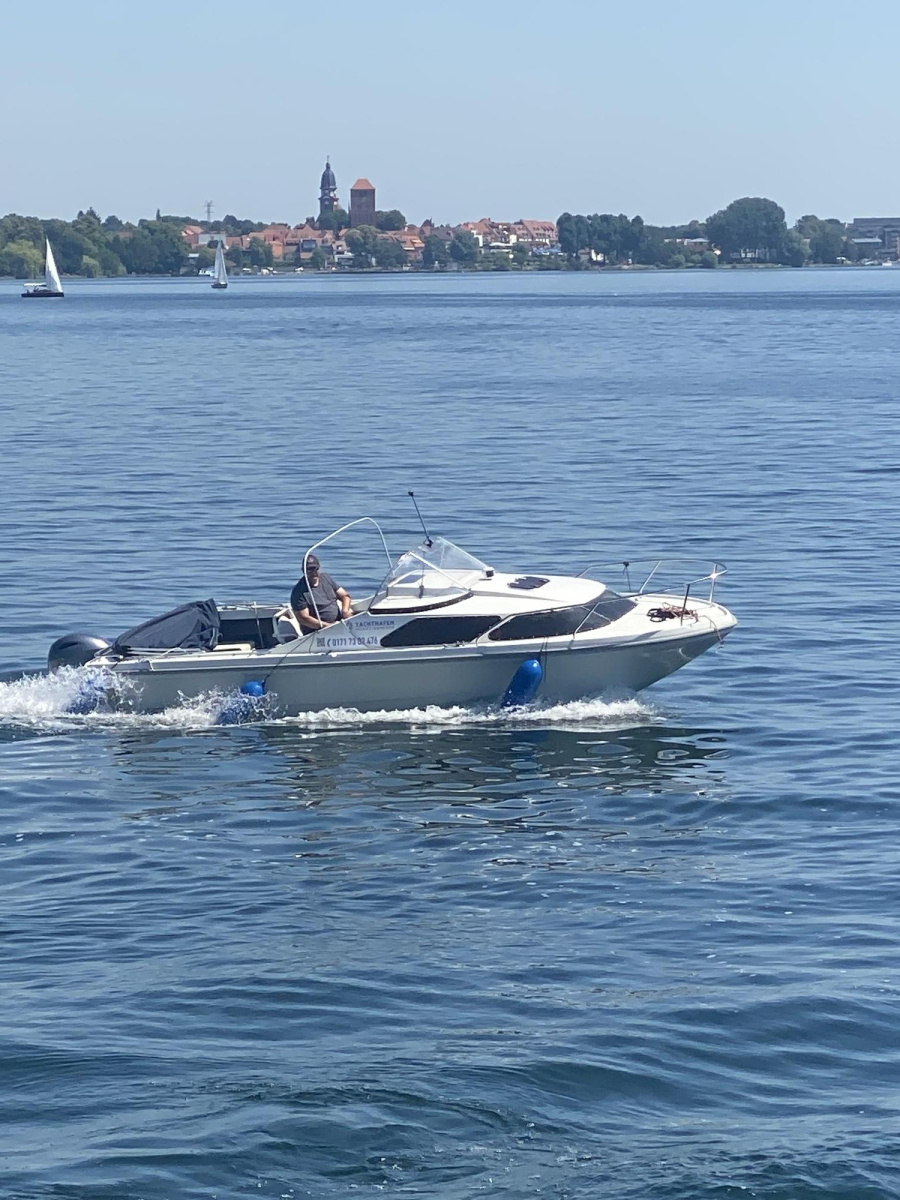 Photo #1 - TagescharterM700 (M700) in Yachthafen Müritz - Kamerun - 2024