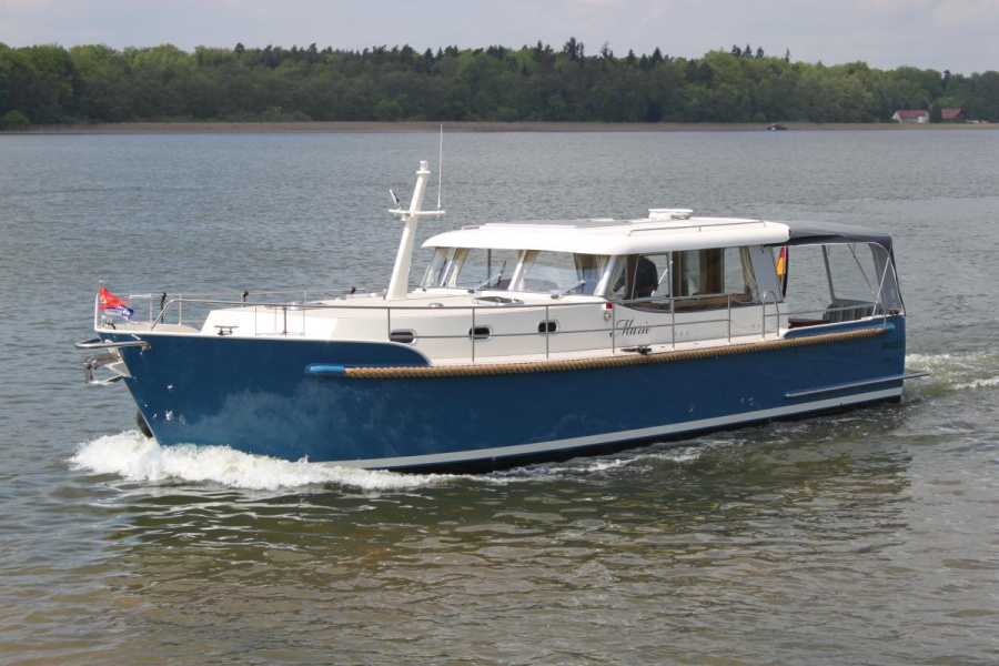 Photo #1 - LunaLuna 44 (Marie) in Yachthafen - 2043