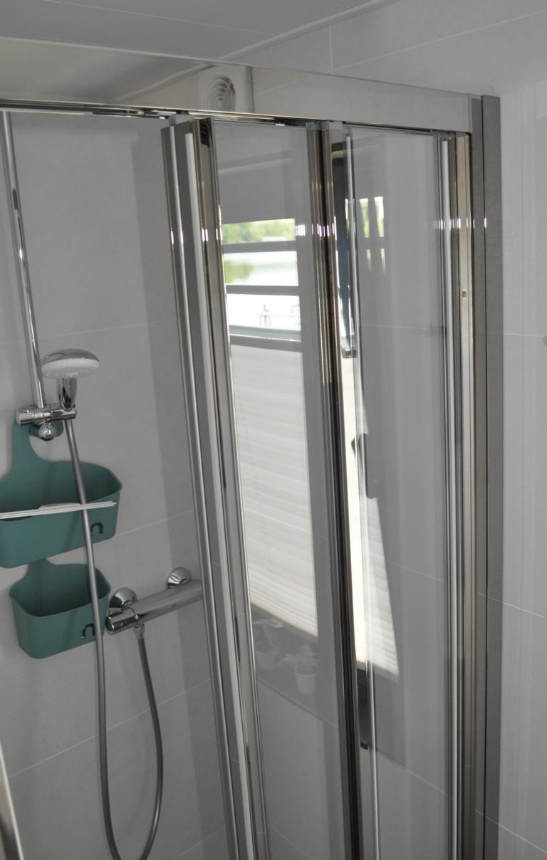 Photo #2 - FLOATING44 (Hausboot Aquamarin - LP4) en Hoxter - 2084