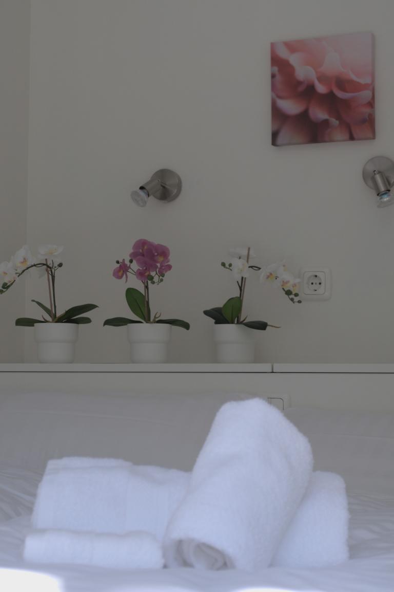 Photo #1 - FLOATING44 (Hausboot Aquamarin - LP4) en Marina Höxter - 2084