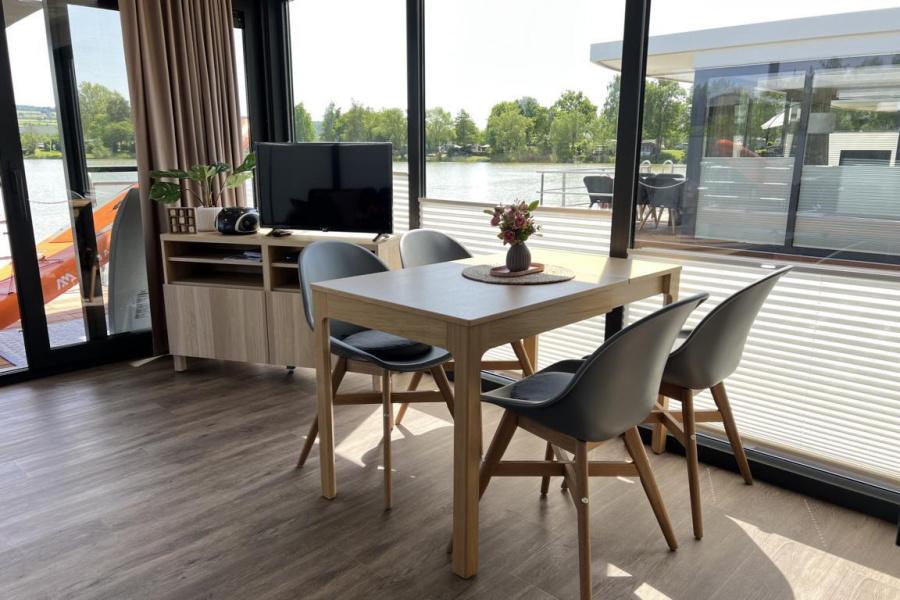 Photo #13 - FLOATING44 (Hausboot Aquamarin - LP4) en Hoxter - 2084
