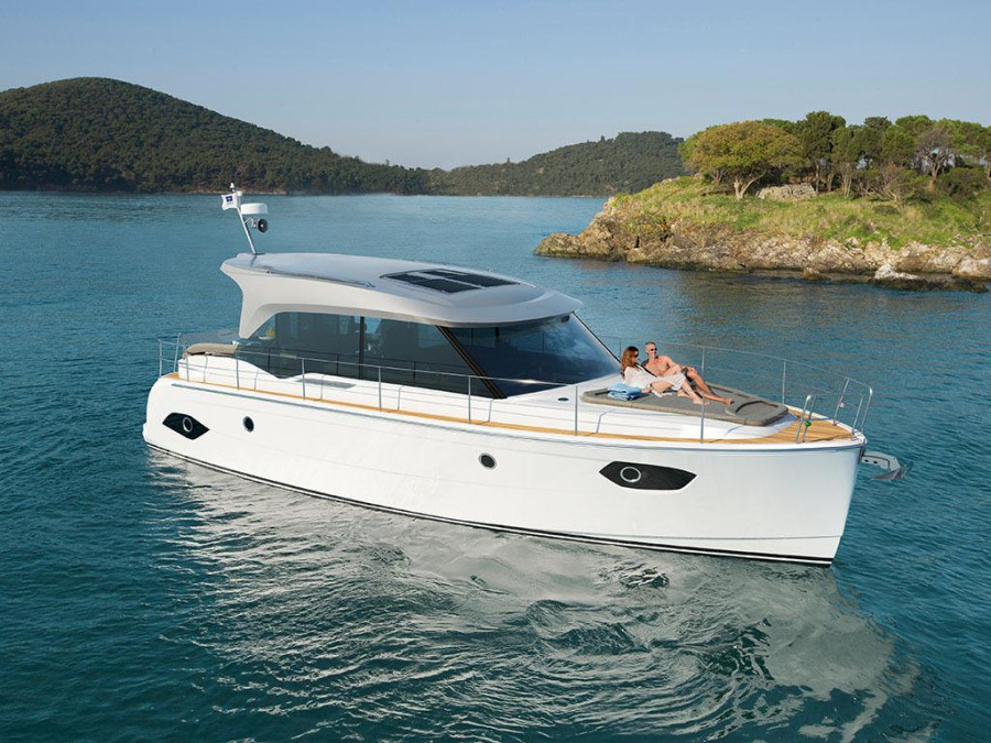 Photo #1 - BavariaE40 Sedan (tolles Mäxchen) en Marina Wolfsbruch - 2090