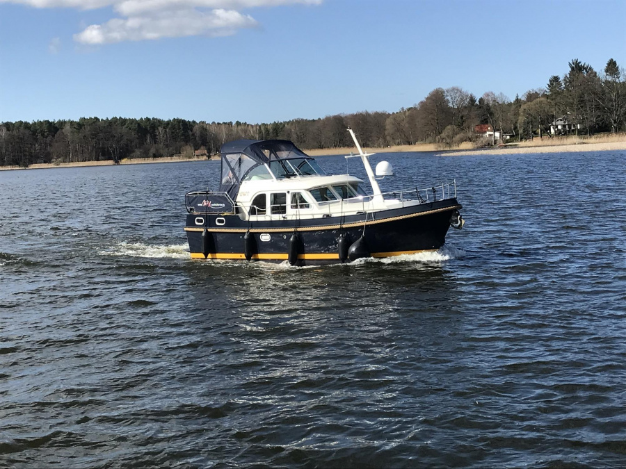 Photo #16 - Linssen29.9 AC (Großes Mäxchen) en Rheinsberg - 2107