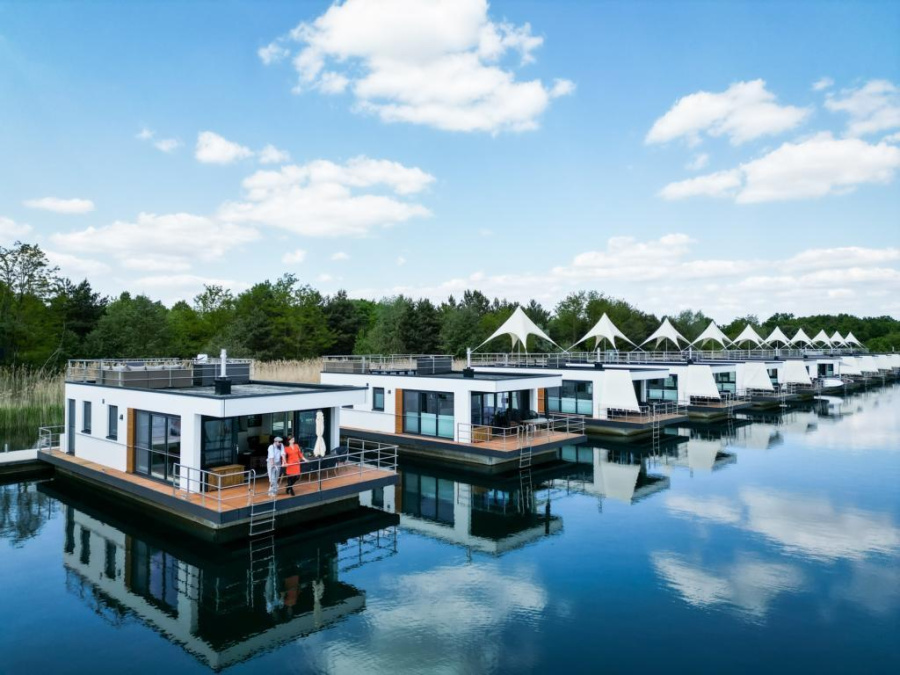 Photo #25 - FLOATING44-3 (Hausboot Queen - LP6) in Vetschau - 2128