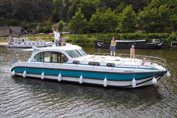 Photo #2 - EstivaleOcto (TARA) in Cahors - 2152