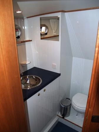 FB-YachtcharterVisscher Yachting BV / Concordia 10 (MY Aika)  - 5