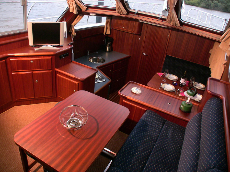 Photo #3 - FB-YachtcharterSucces 108 Ultra New Line (MY Clara) in Malchow - 2156