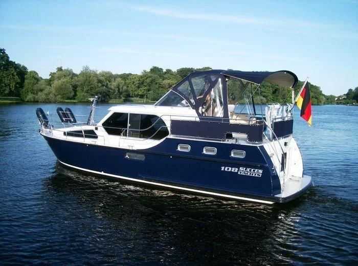 FB-YachtcharterSucces 108 Ultra New Line (MY Clara)  - 1