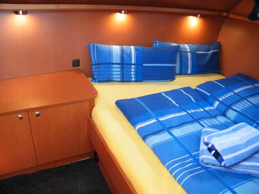 Photo #4 - FB-YachtcharterMarco / 860 AK New Line (MY Mary) in Malchow - 2164