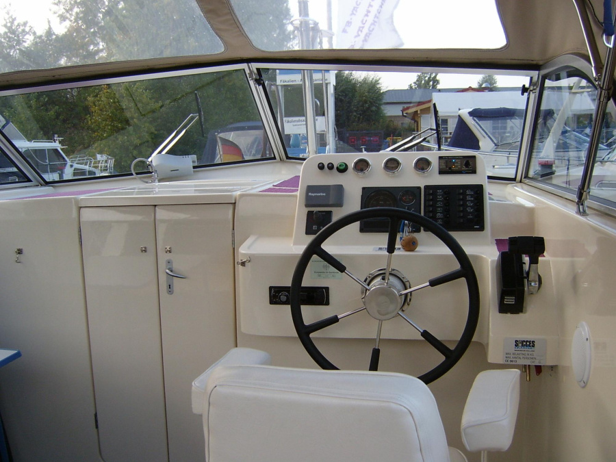 Photo #6 - FB-YachtcharterMarco / 860 AK New Line (MY Mary) in Malchow - 2164