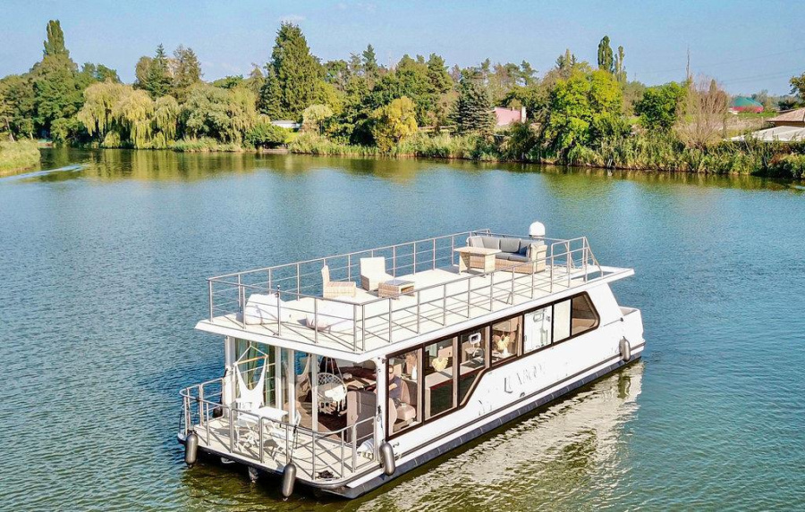 Photo #1 - vonAnker1st Class Werftbau (Serenade auf See) in Marina Buchholz - 2172