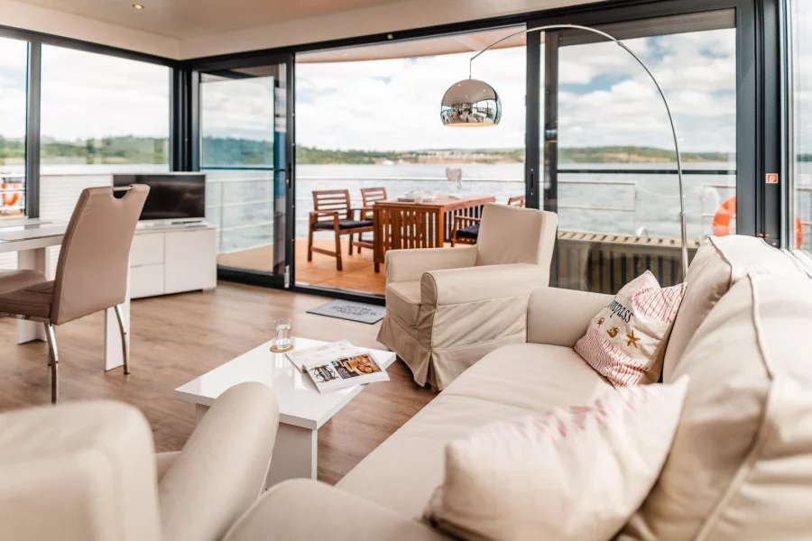 FLOATING44 (Hausboot Hering - LP7)  - 2