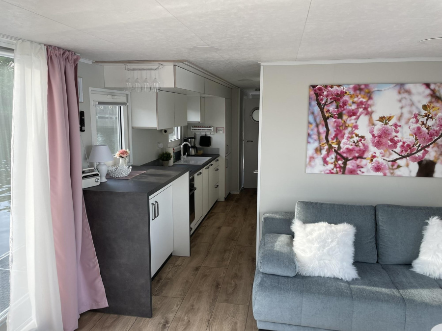 Photo #7 - D13Woma D13 - Premium (Lisabeth) in Waren - 2309