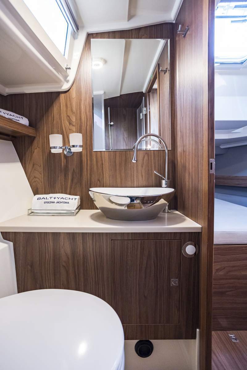 Photo #28 - HouseboatGrand37 (13) en Casier - 2332