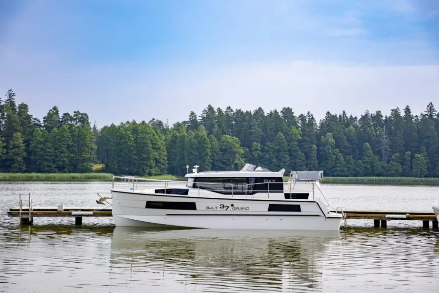 HouseboatGrand37 (13)  - 0