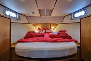 Photo #6 - FB-YachtcharterLinssen / Grand Sturdy 35.0 AC (MY Tethys) in Malchow - 2353