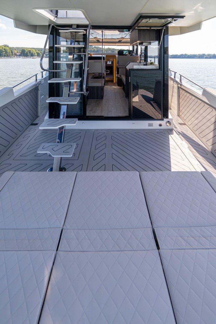 Photo #3 - Cobra YachtsMaestro 42 (Lumipe2) en Werder - 2368