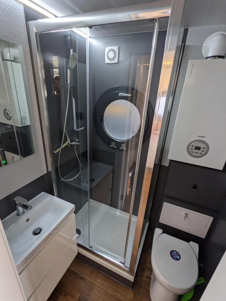 LaMareLa Mare Apart (Hausboot LaMare Apartboat "Demmin" SUP inklusive)  - 13