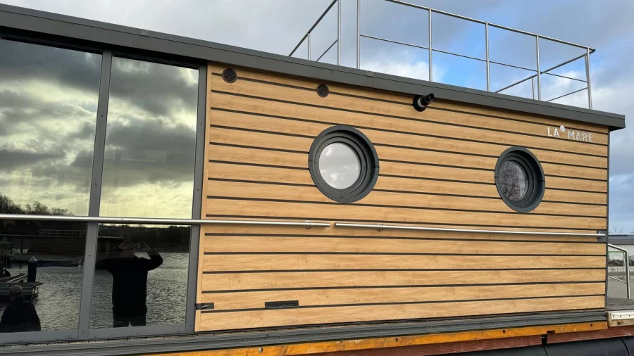 LaMareLa Mare Apart (Hausboot LaMare Apartboat "Demmin" SUP inklusive)  - 11