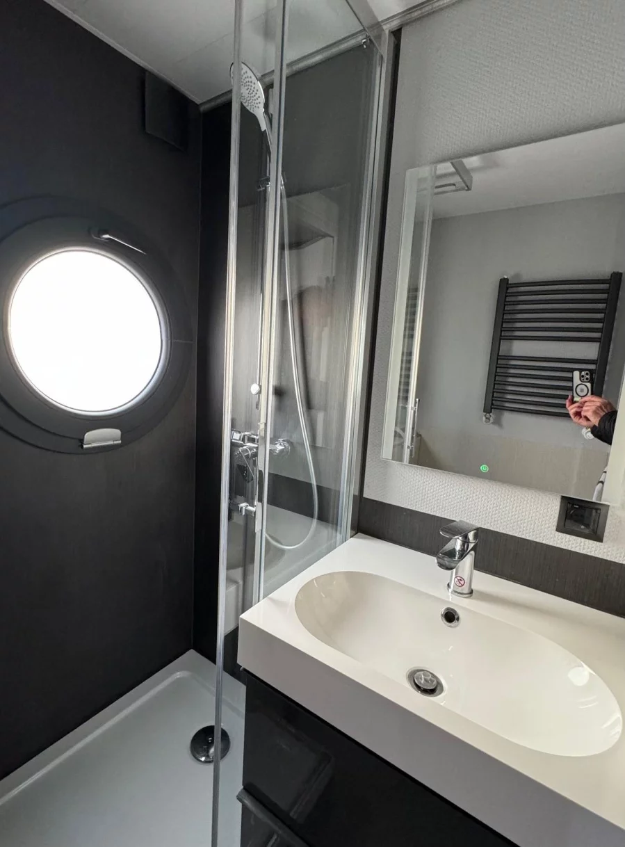 LaMareLa Mare Apart (Hausboot LaMare Apartboat "Demmin" SUP inklusive)  - 1