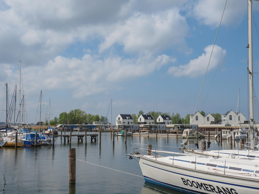 Photo #13 - FLOATING44 (Hausboot Krosse Krabbe - LP6) en Peenemunde - 2392