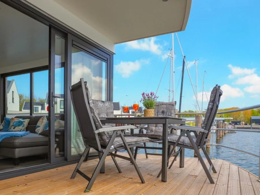 FLOATING44 (Hausboot Krosse Krabbe - LP6)  - 22