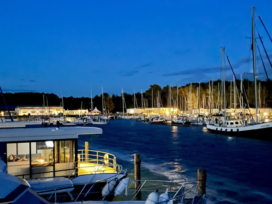 Photo #9 - FLOATING44 (Hausboot Träumerei - LP3) en Peenemunde - 2394