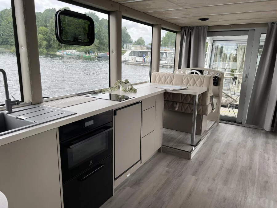 HausbootLuxboot Floating House (Luxboot 2)  - 6